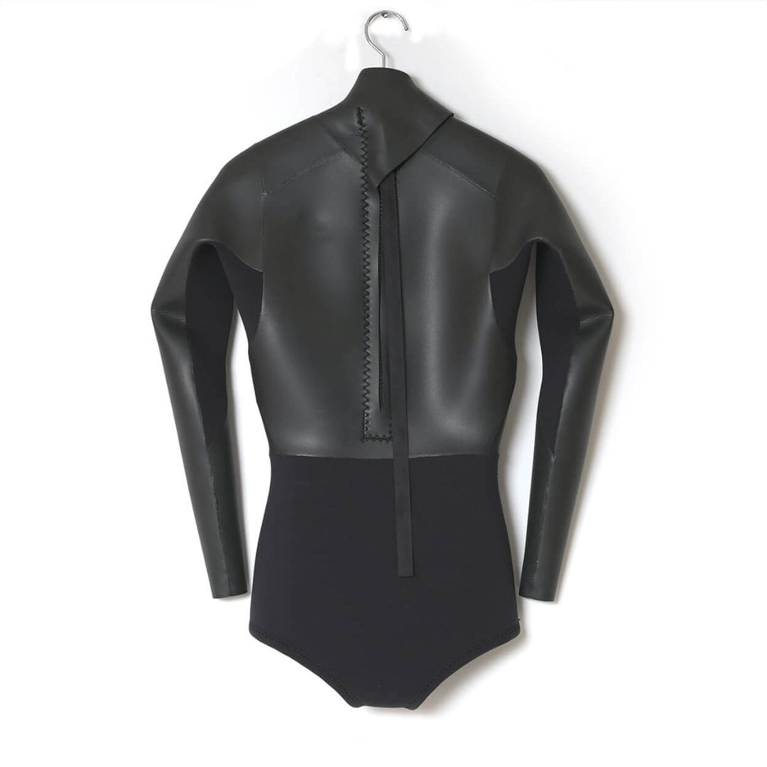 Womens LS Spring Back